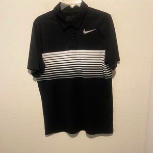 Nike Golf Shirt. Standard Fit. SZ Med